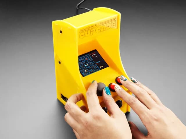 Cupcade: комплект микроаркадного шкафа на базе Raspberry Pi