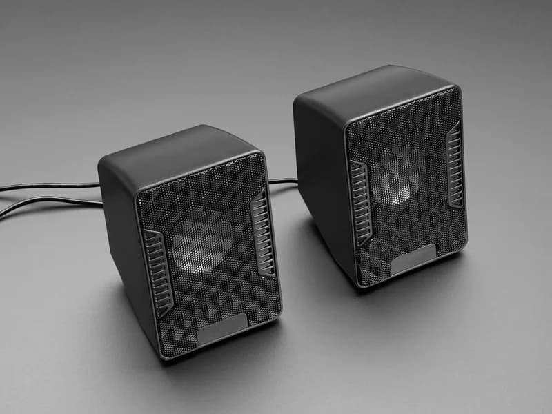 Колонки с питанием от USB