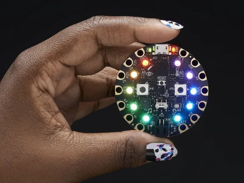Circuit Playground — версия для разработчиков