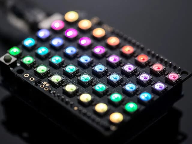 Adafruit NeoPixel Shield для Arduino - матрица из 40 светодиодов RGB