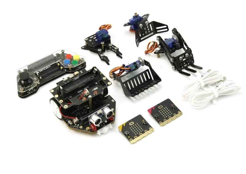 micro:Maqueen Plus V2 (батарея 18650) с механикой, micro:bit V2 и геймпадом