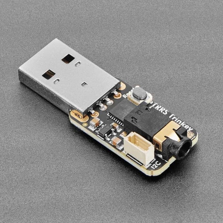Adafruit TRRS Trinkey — USB-ключ для вспомогательных технологий