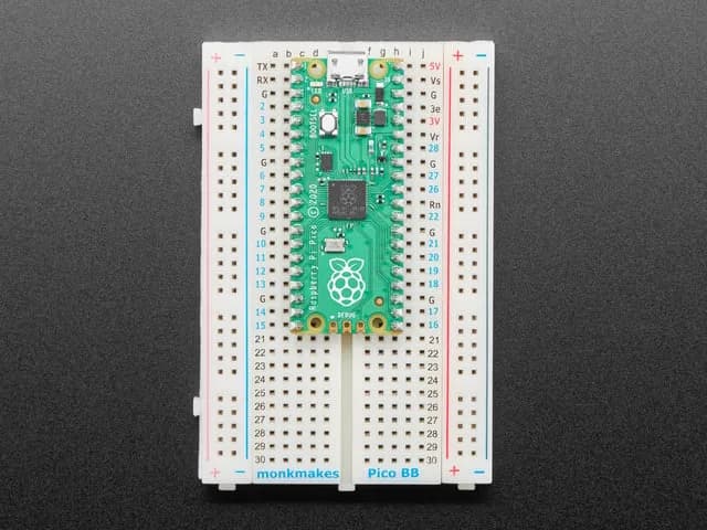 Беспаечный макет для Raspberry Pi Pico от Monk Makes
