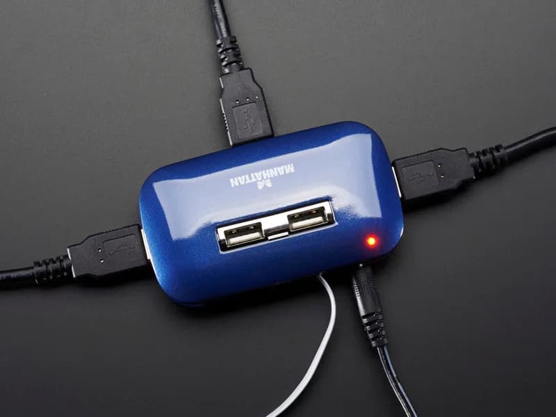 Концентратор с питанием USB 2.0 - 7 портов с источником питания 5 В, 2 А