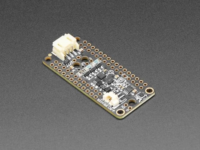 Производитель реквизита Adafruit FeatherWing