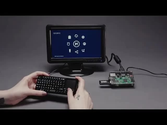 Комплект медиацентра Raspberry Pi — включает модель Pi 3 B+