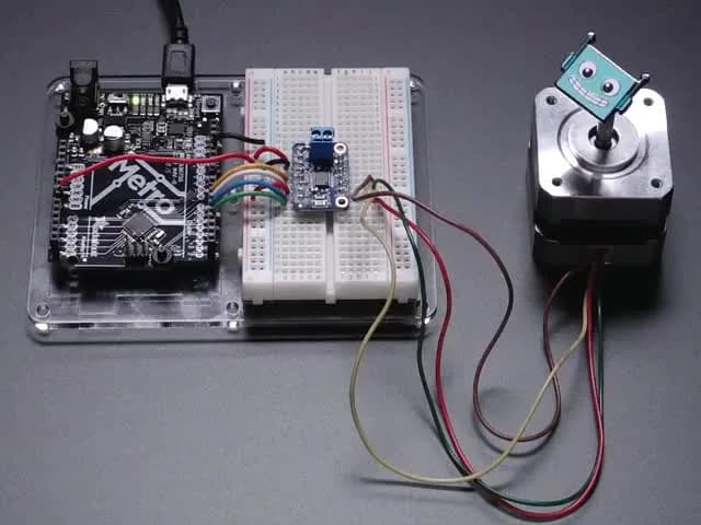 Adafruit DRV8833 Коммутационная плата драйвера шагового двигателя постоянного тока