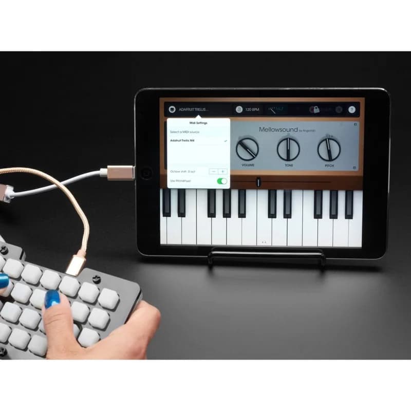Кабель iOS Lightning-USB OTG