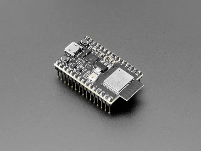 ESP32-C3 DevKitM-01 — флэш-память SPI 4 МБ