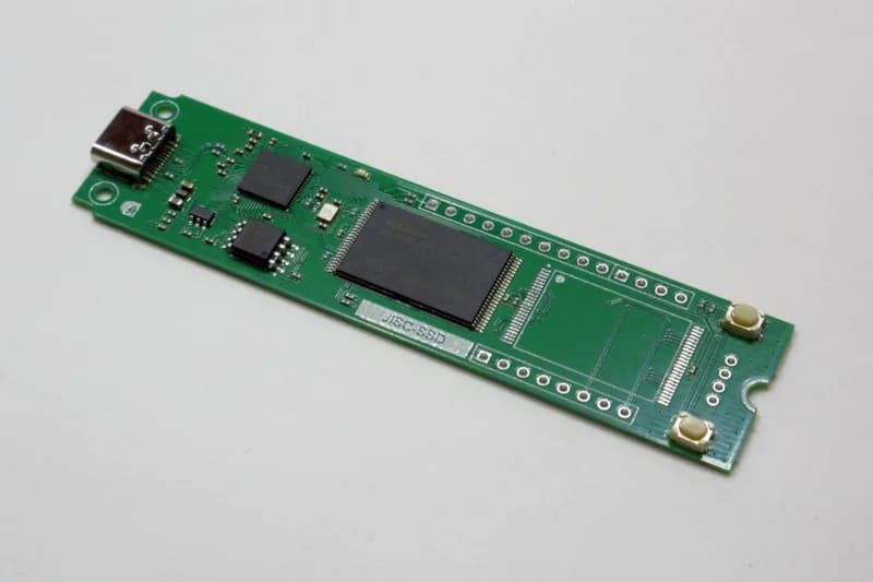 JISC-SSD (твердотельный накопитель Jisaku для вычислений в хранилище)